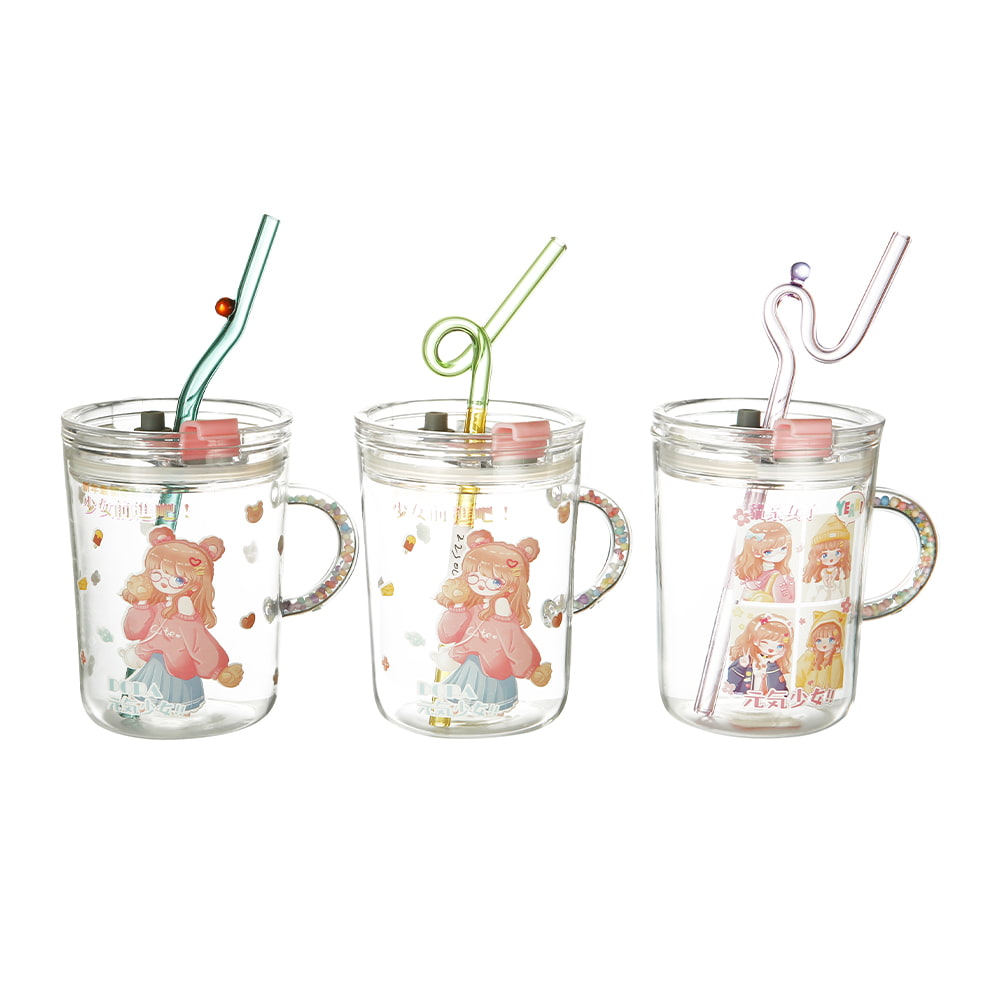 Einfache Glaswasserbecher