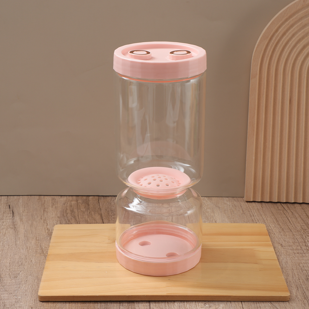 Einmachglas mit zwei Deckeln